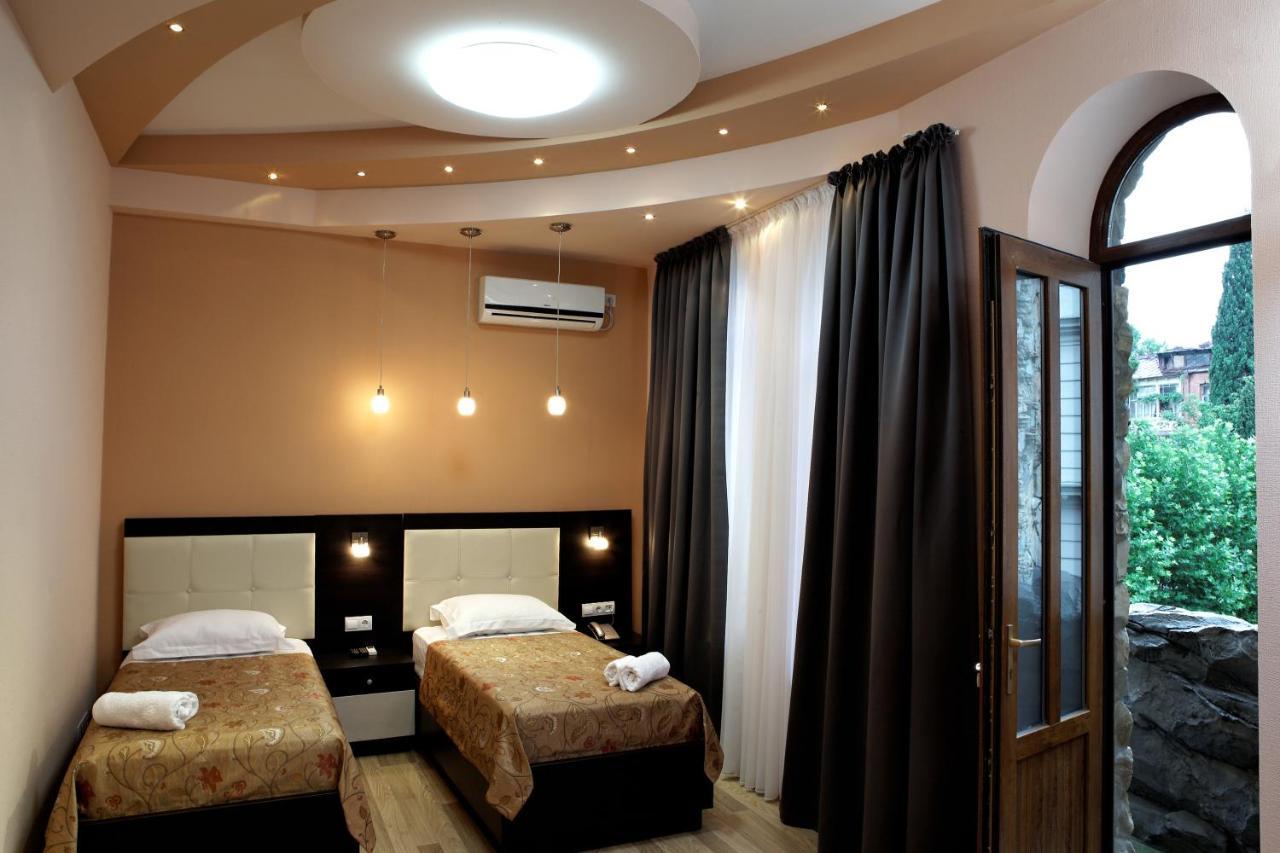 Coral Boutique Hotel Tbilissi Extérieur photo