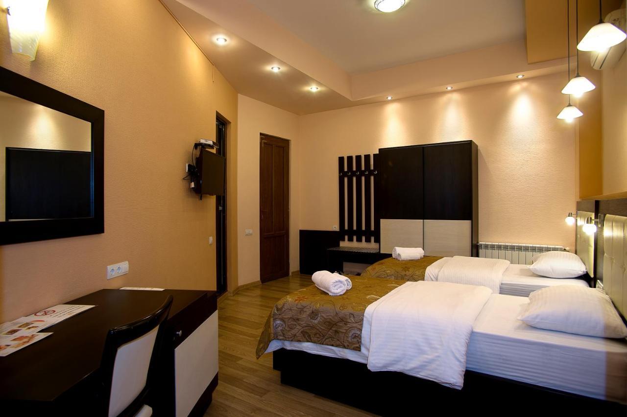 Coral Boutique Hotel Tbilissi Extérieur photo
